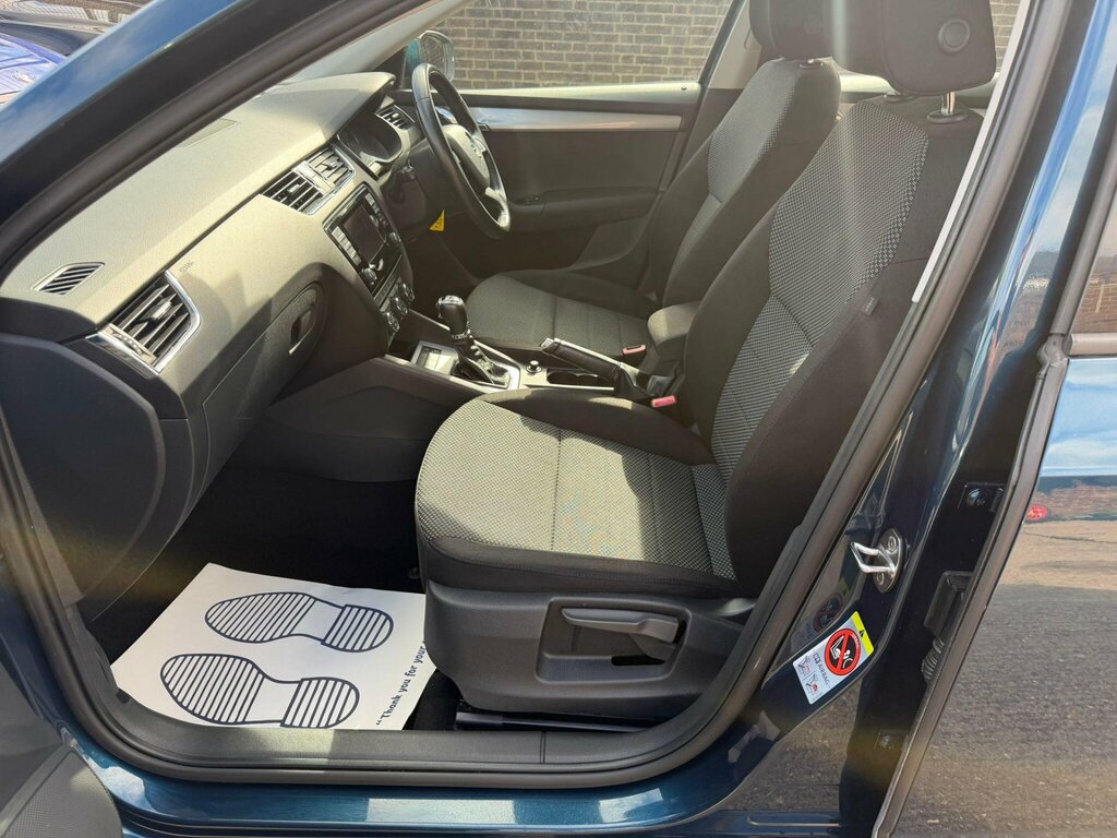 Skoda Octavia Saloon S Tdi Cr 2013 Grey #14