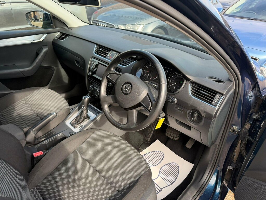 Skoda Octavia Saloon S Tdi Cr 2013 Grey #10