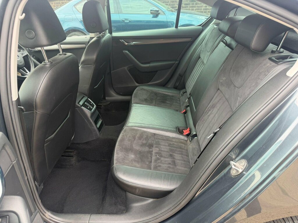 Skoda Octavia Tdi Se Technology Grey #16