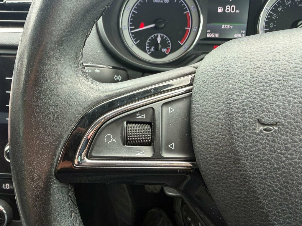 Skoda Octavia Tdi Se Technology Grey #23