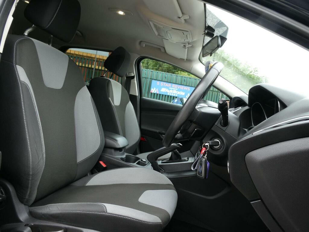 Ford Focus 1.6 Zetec Euro 5 Black #4