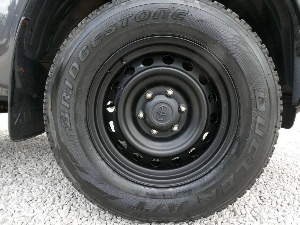 Toyota HILUX D-4d Active Pickup Extra White #49