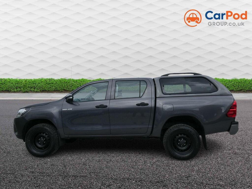 Toyota HILUX D-4d Active Pickup Extra White #30
