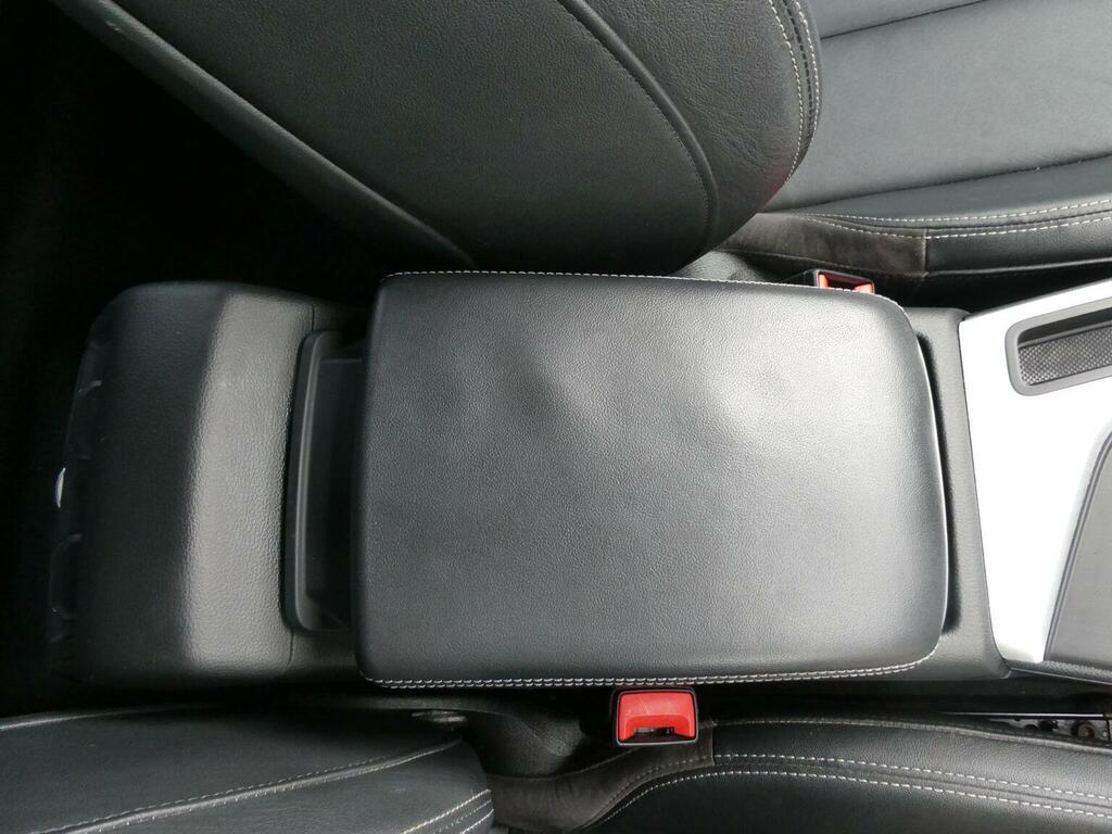 Audi A4 Avant 2L S Line Black #37