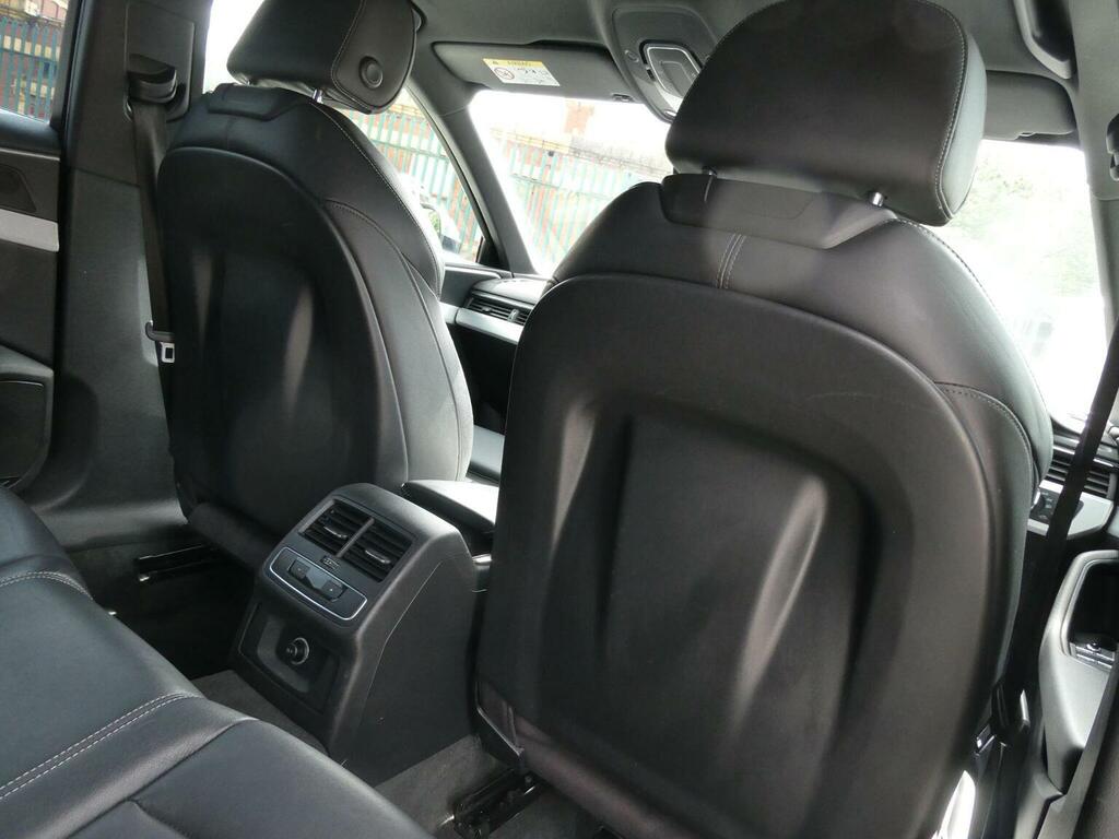 Audi A4 Avant 2L S Line Black #42