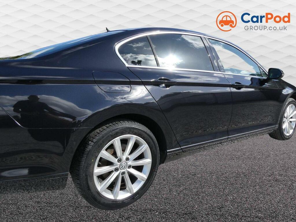 Volkswagen Passat Saloon Grey #55
