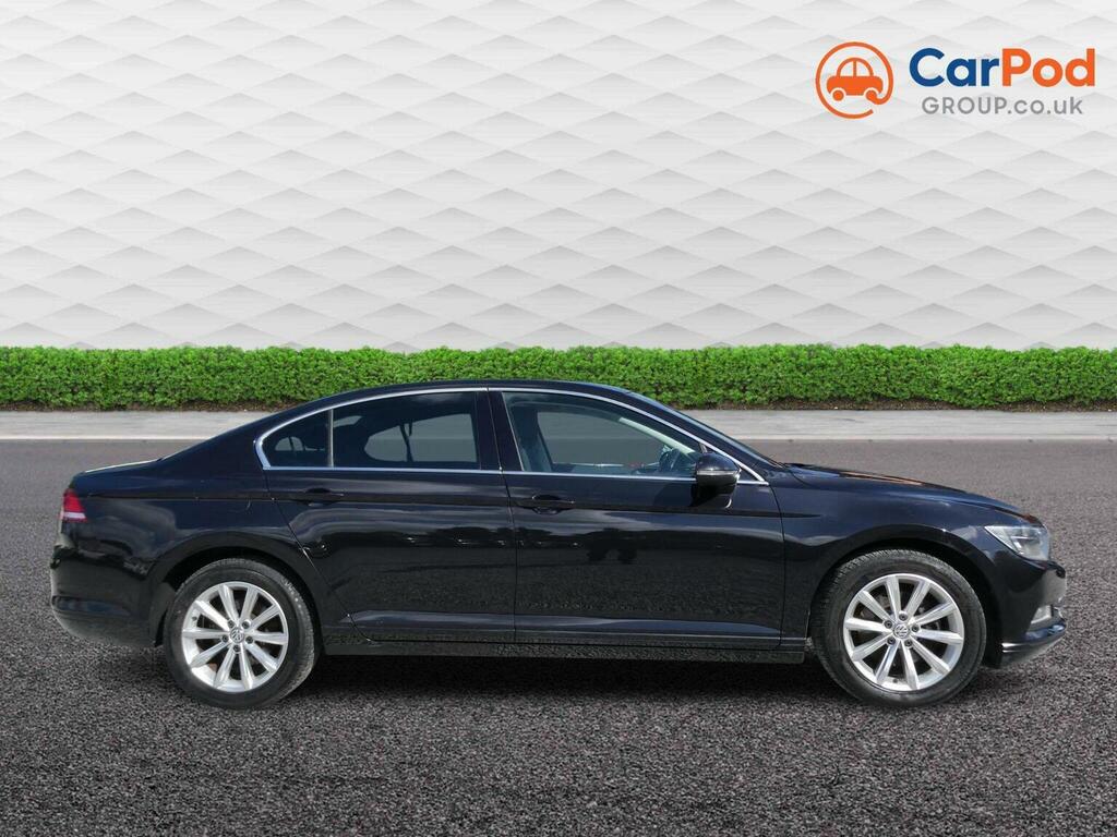 Volkswagen Passat Saloon Grey #33