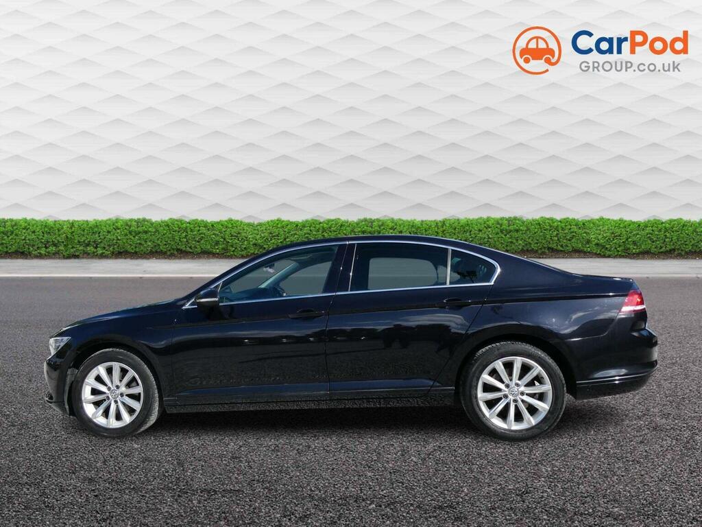 Volkswagen Passat Saloon Grey #29