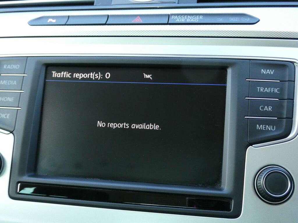 Volkswagen Passat Saloon Grey #36
