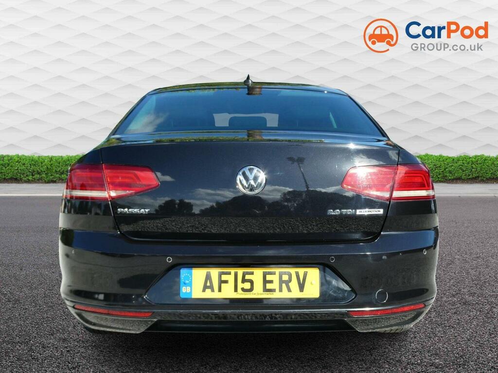 Volkswagen Passat Saloon Grey #32