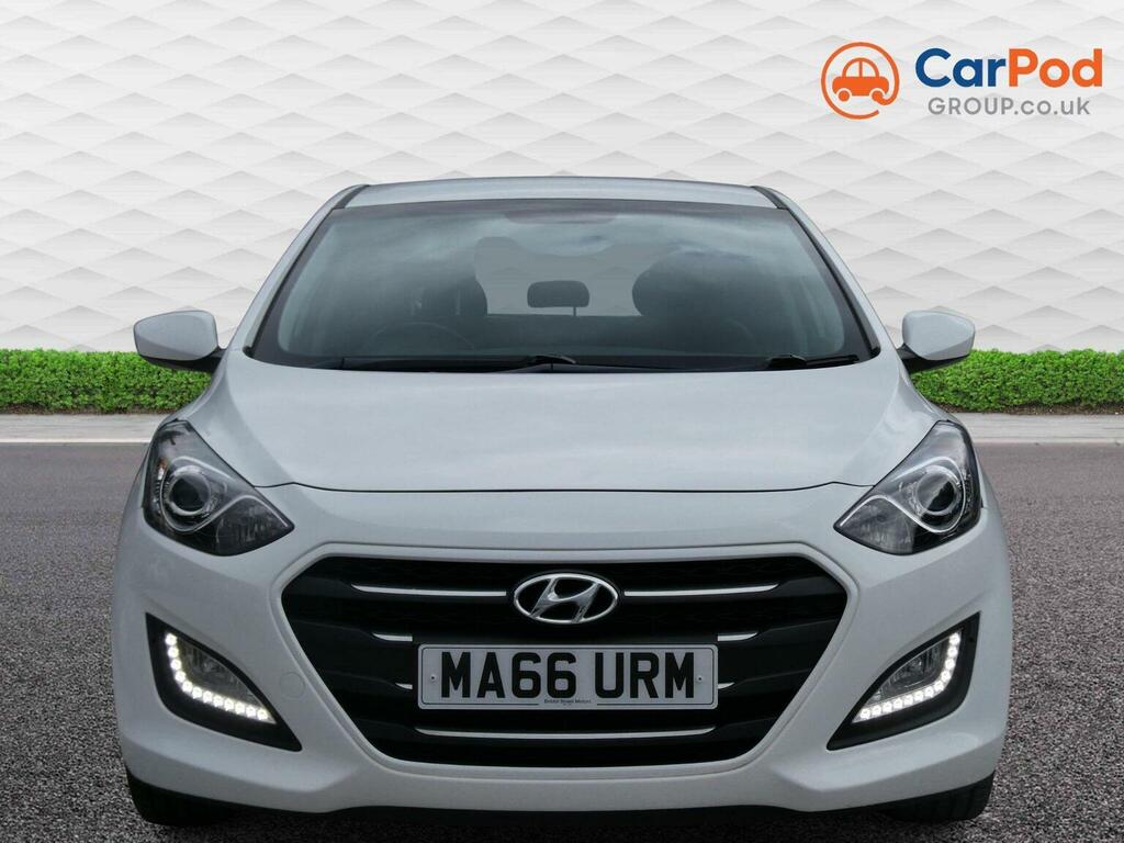 Hyundai I30 1.4 Blue Drive Se Euro 6 Ss White #3
