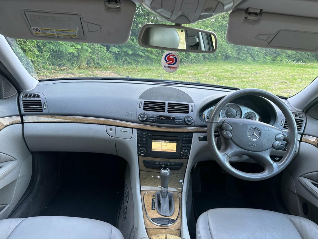Mercedes-Benz E Class Saloon Silver #12
