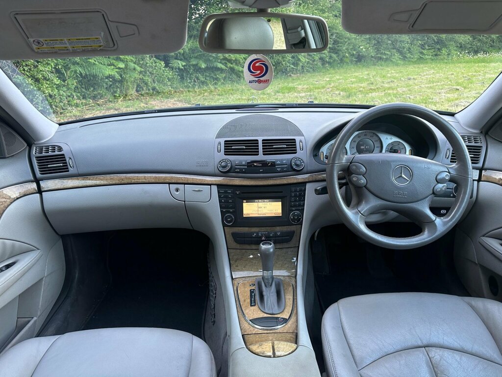 Mercedes-Benz E Class Saloon Silver #2