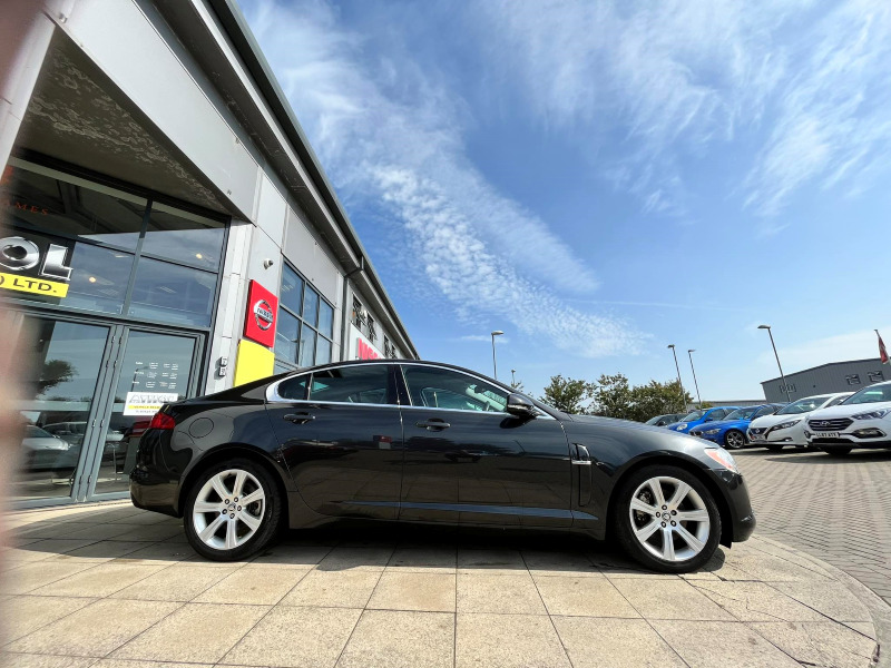 Jaguar XF 3.0 V6 Luxury Grey