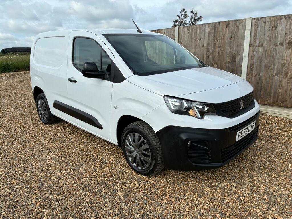 Peugeot Partner 1.5 Bluehdi 1000 Professional Premium Standard Pan White