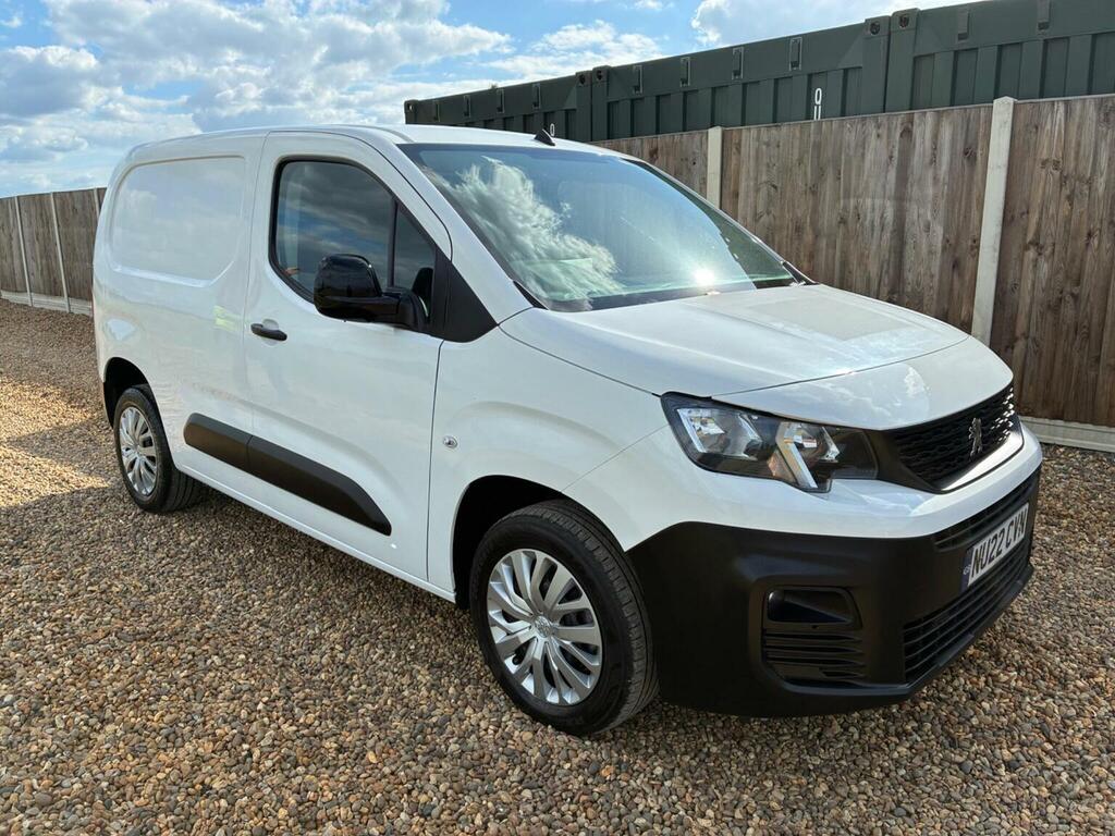 Peugeot Partner 1.5 Bluehdi 1000 Professional Premium Standard Pan White