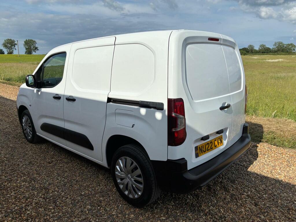 Peugeot Partner 1.5 Bluehdi 1000 Professional Premium Standard Pan White #4