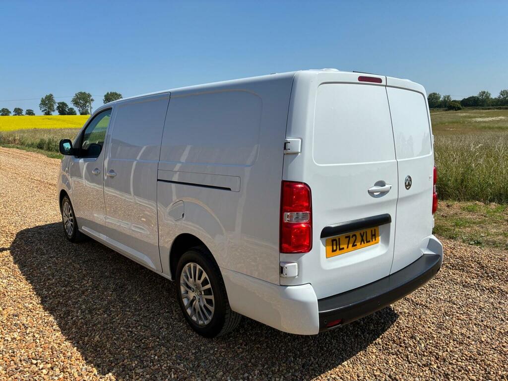 Vauxhall Vivaro Panel Van 2.0 Turbo D 3100 Pro L2 H1 Euro 6 Ss DL72XLH White #6