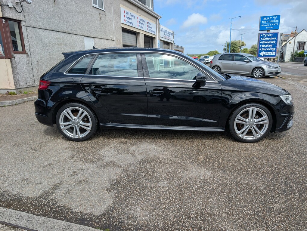 Audi A3 1.4 Tfsi S Line Black #4