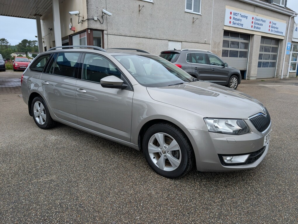 Skoda Octavia 2.0 Tdi Se L Beige #3