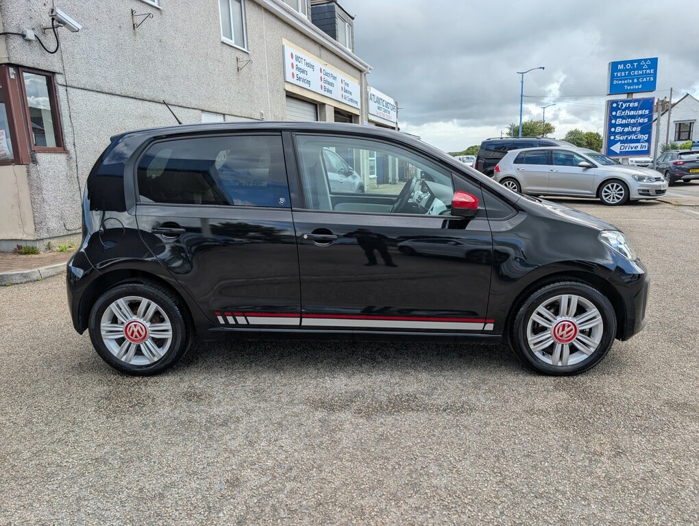 Volkswagen Up 1.0 Up Beats Black #4