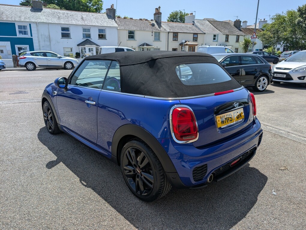 Mini Convertible 1.5 Cooper Classic II Black #31
