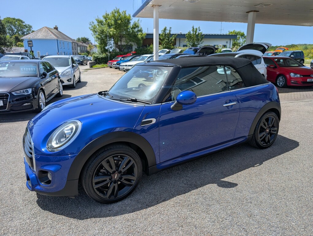 Mini Convertible 1.5 Cooper Classic II Black #32