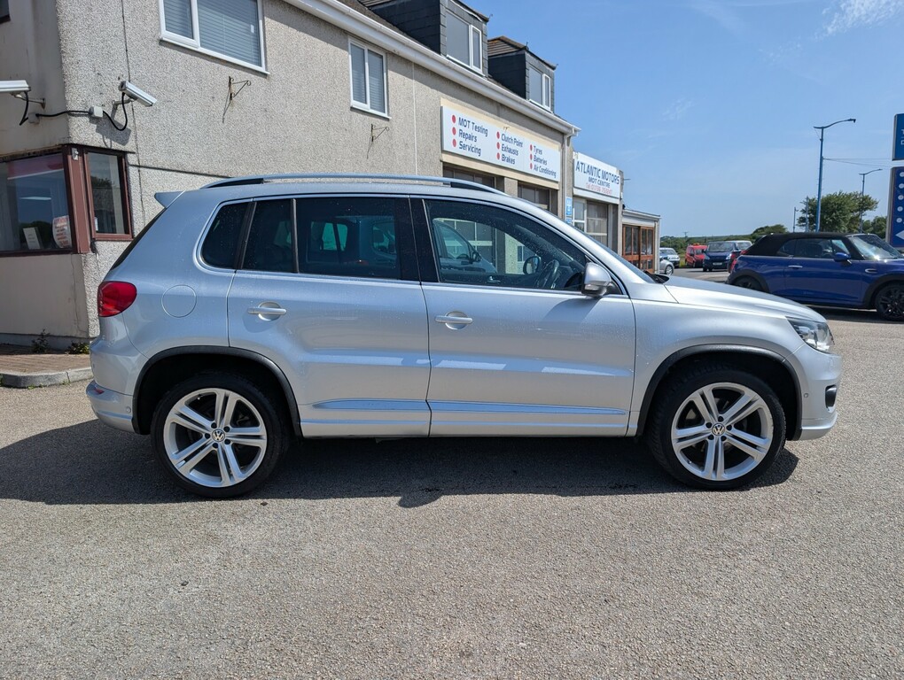 Volkswagen Tiguan 2.0 Tdi Bluemotion Tech R-line Edition LH16AYP Silver #5