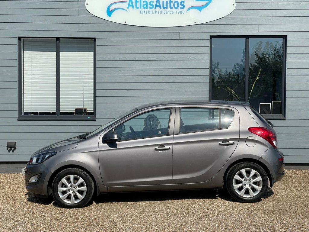 Hyundai I20 1.4L Active Grey #4
