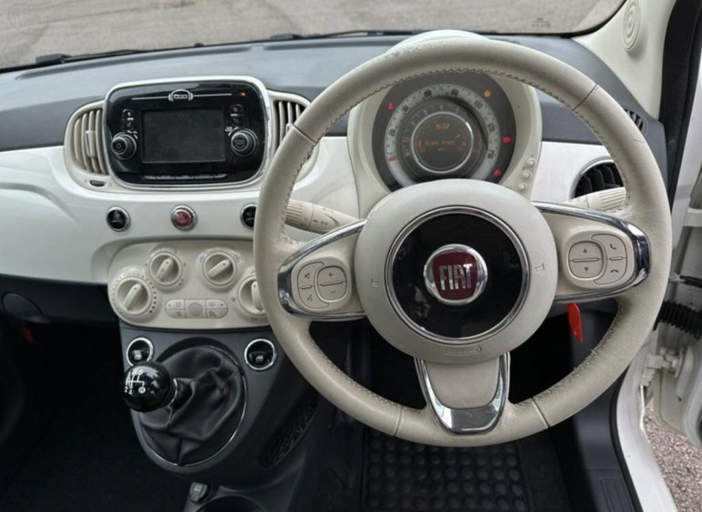 Fiat 500 1.2L Lounge EA66XZR White #4
