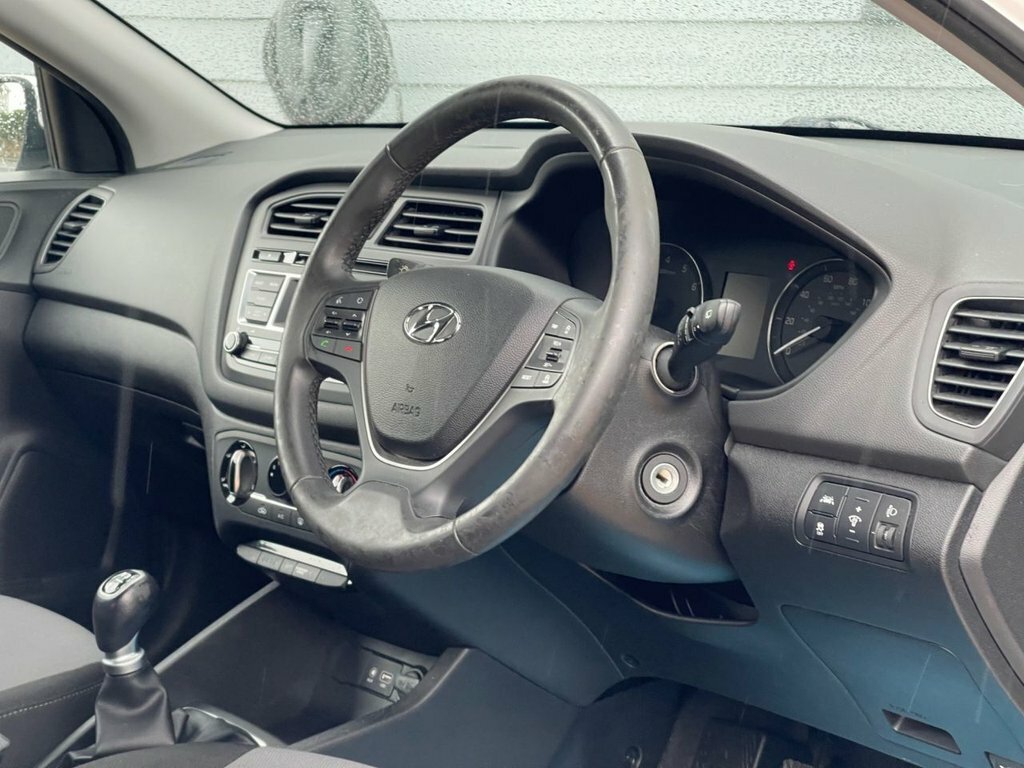 Hyundai I20 1.2L Se EF67FZB White #4