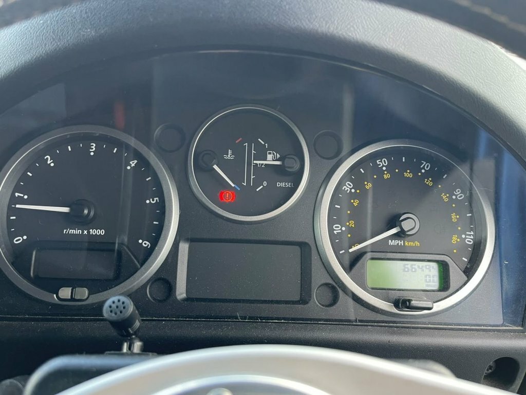 Land Rover Defender 2.2L Xs Grey #6