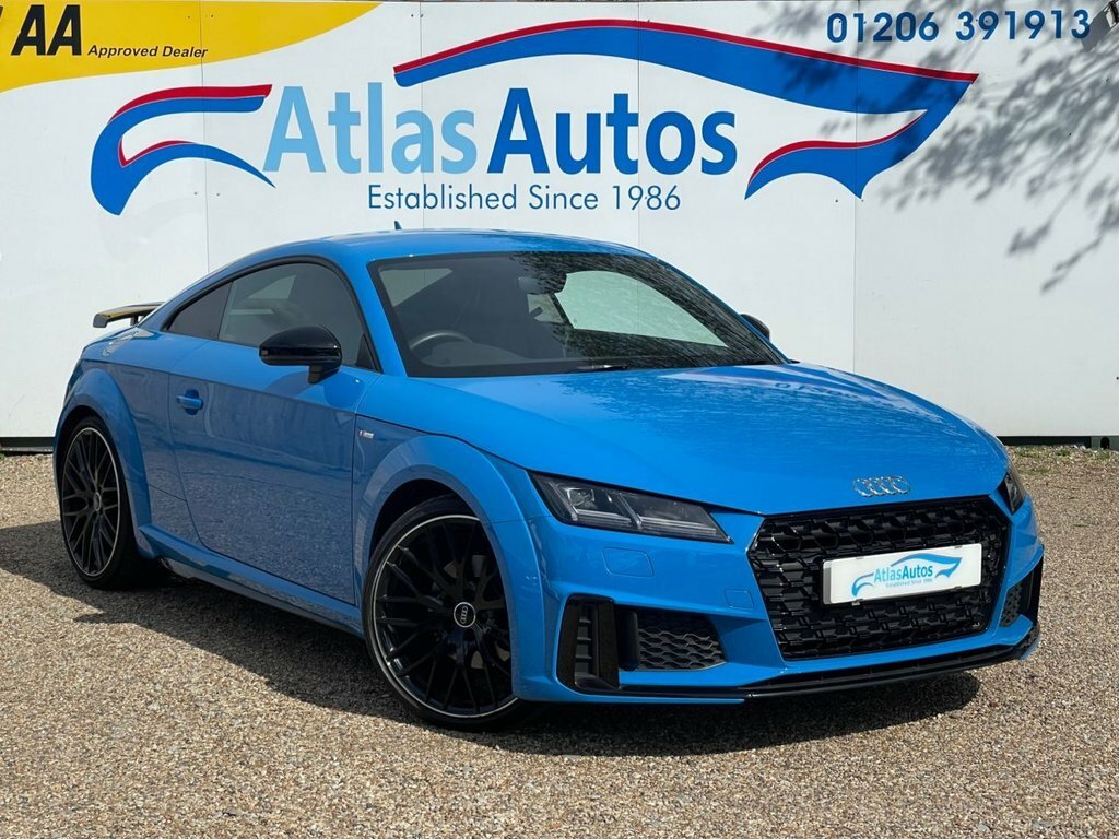 Audi TT 2L Black Edition Blue