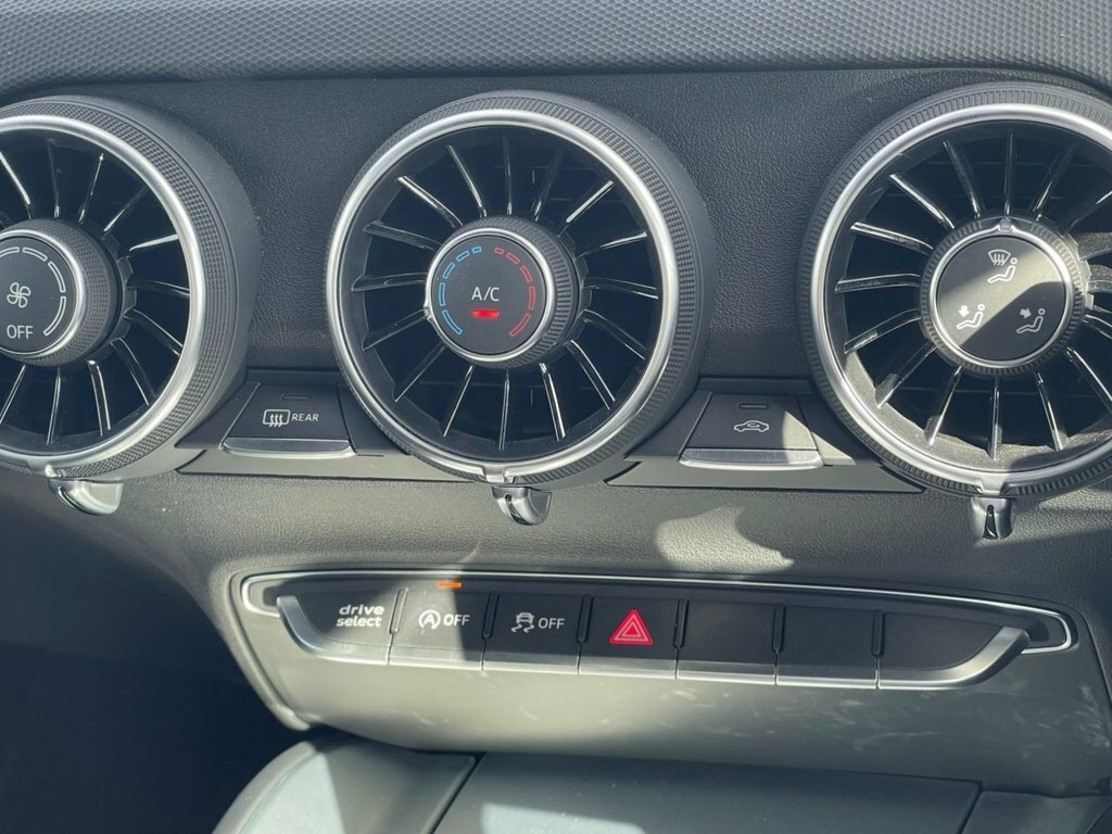 Audi TT Tt Sport 45 Tfsi Black #40