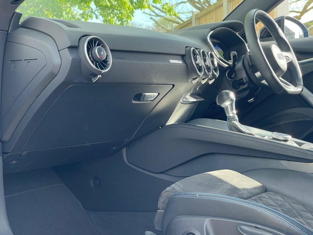 Audi TT Tt Sport 45 Tfsi Black #55
