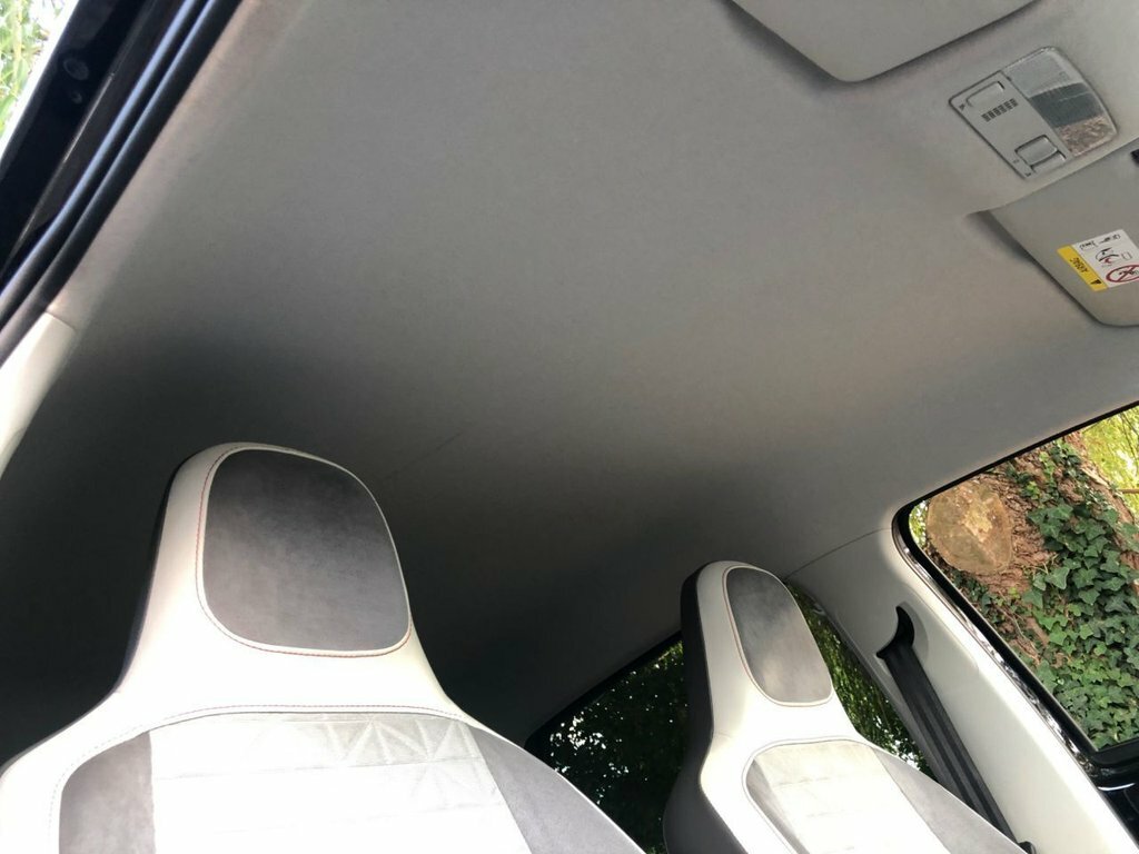 Volkswagen Up 1L Up Beats Black #4