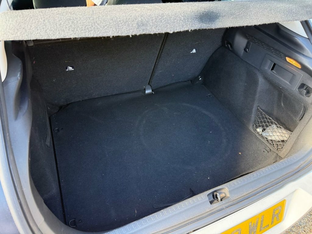 Citroen C4 Hatchback White #8