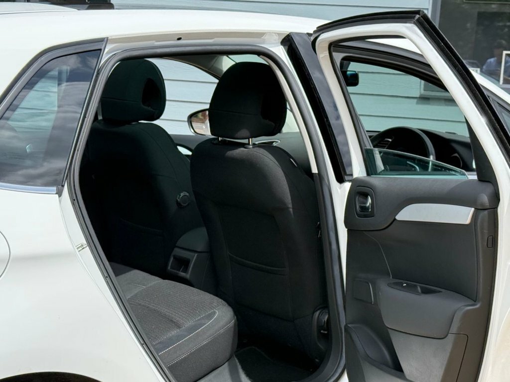 Citroen C4 Hatchback 1.6 Vti Vtr 201363 Grey #29