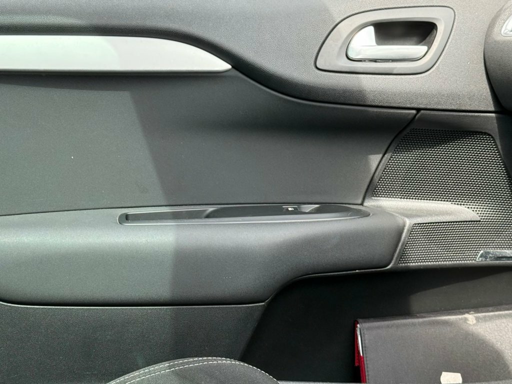 Citroen C4 Hatchback 1.6 Vti Vtr 201363 Grey #27