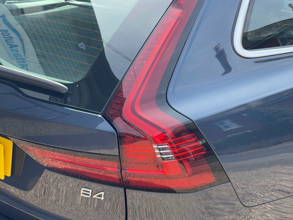 Volvo V90 B4 Mhev Momentum Black #41
