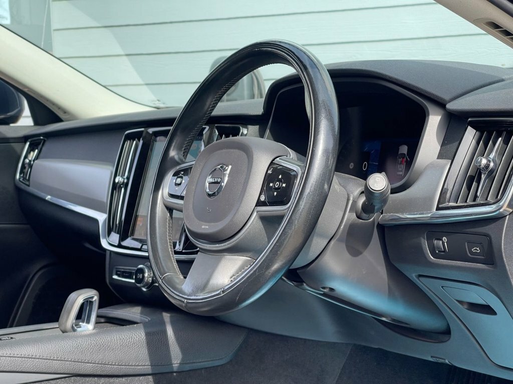 Volvo V90 B4 Mhev Momentum Black #7