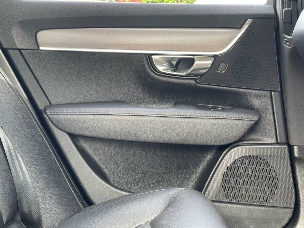 Volvo V90 B4 Mhev Momentum Black #52