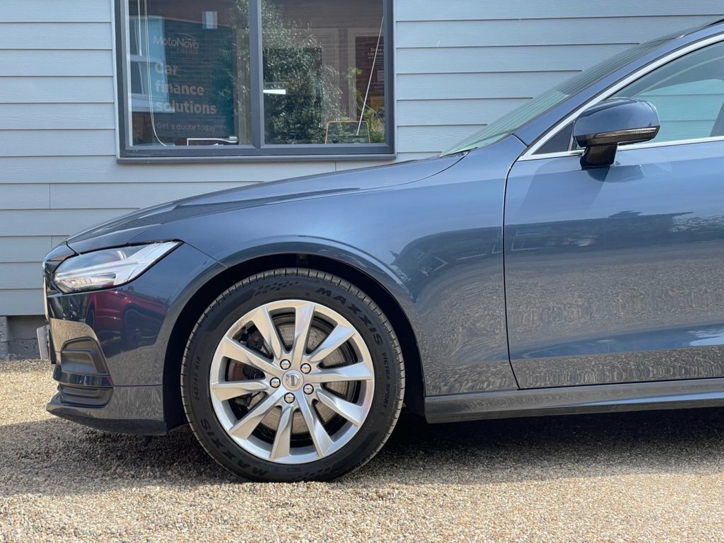 Volvo V90 B4 Mhev Momentum Black #38
