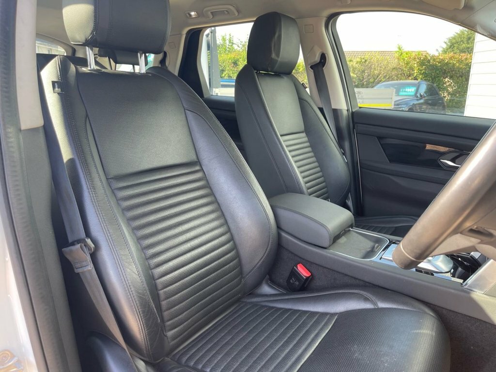 Land Rover Discovery Sport 2L S GY21MWZ White #3