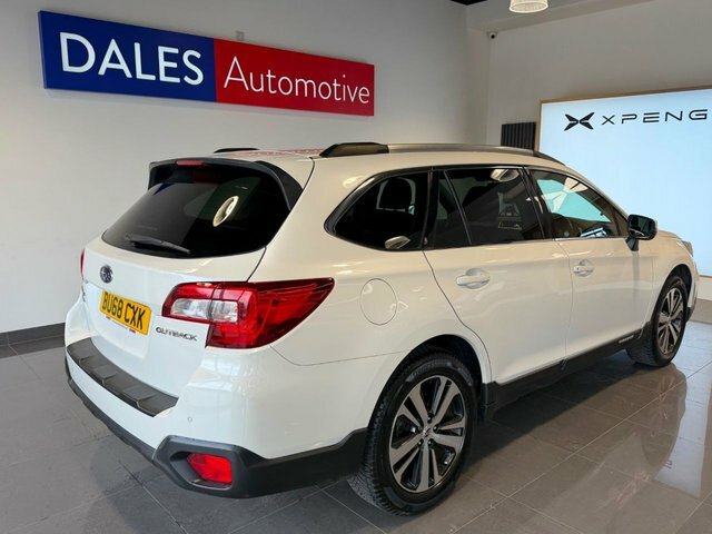 Subaru Outback Se Premium Estate White #6