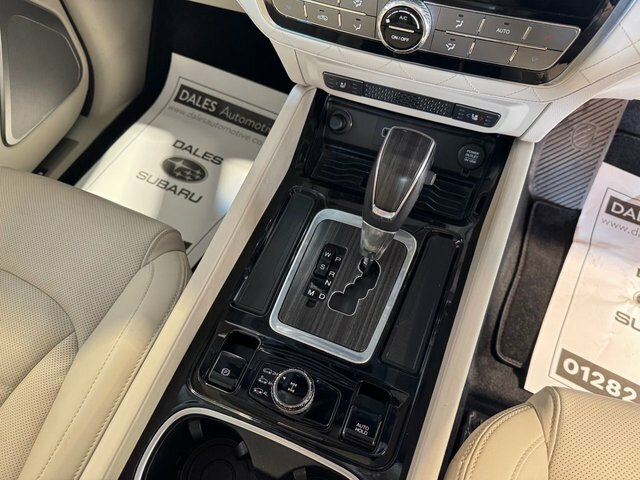 SsangYong Rexton Ultimate Brown #28