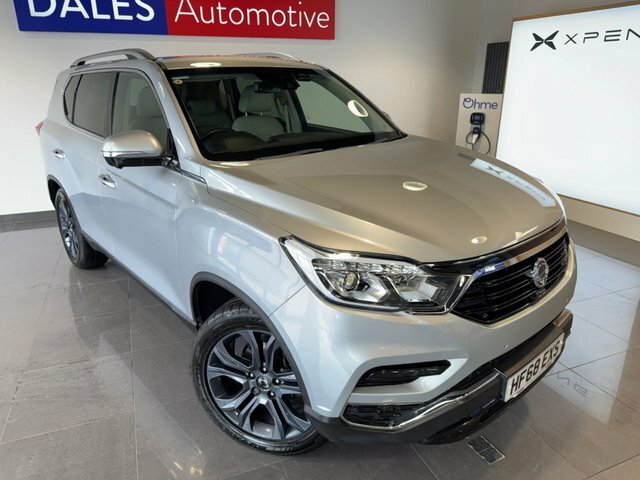 SsangYong Rexton Ultimate Suv Silver #2