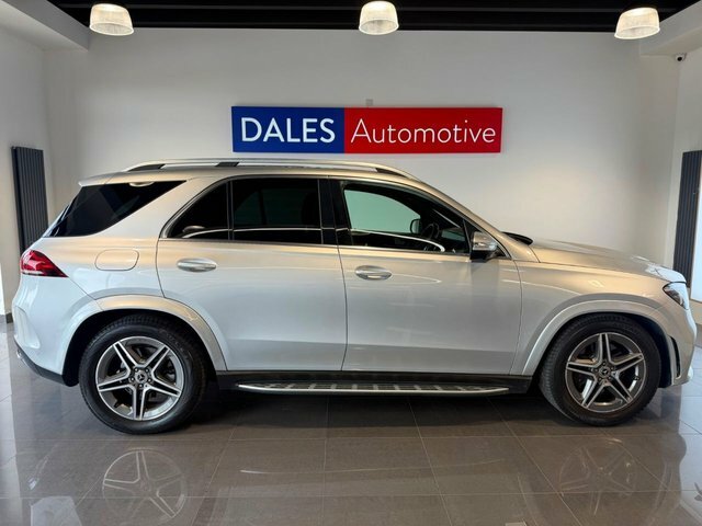 Mercedes-Benz GLE Class Gle300d Amg Line Premium Silver #3