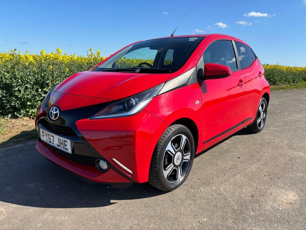 Toyota Aygo 1.0 Vvt-i X-clusiv3 X-shift Euro 6 Red #3
