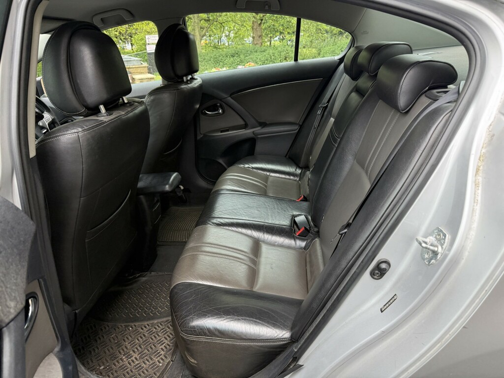 Toyota Avensis 2.0 D-4d Tr Hatchback Grey #19